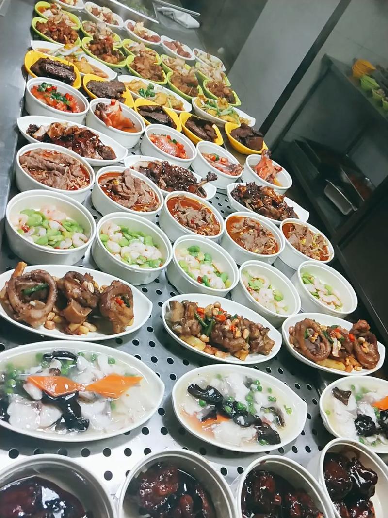 餐饮连锁加盟：开启美食帝国的钥匙